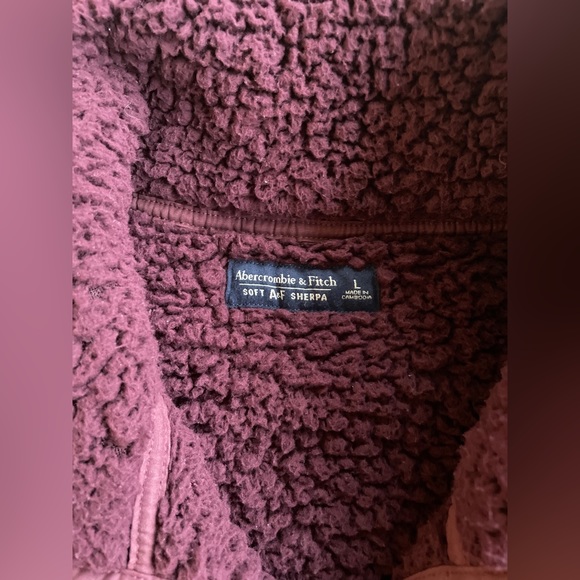 Abercrombie Sherpa Pullover - Picture 2 of 2